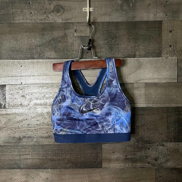 SOLD Nike Sportsbra Small - Picture 2 of 3